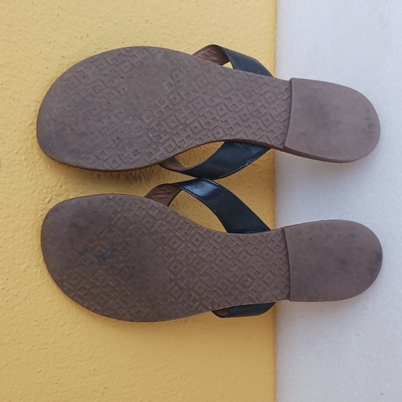 Tory Burch Black and Brown Flat Sandals - Picture 4 of 5